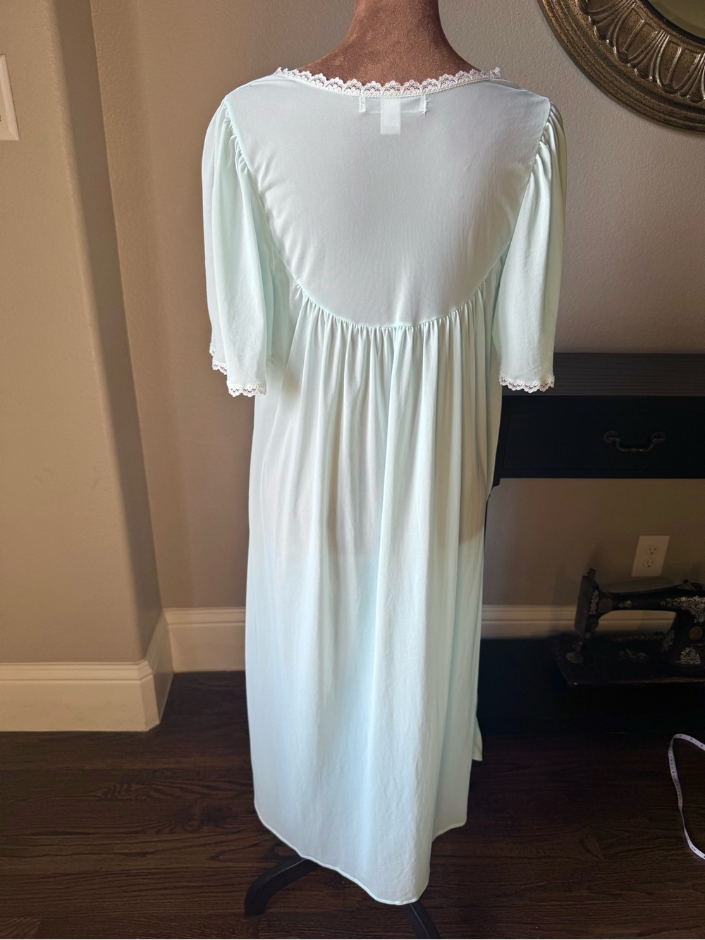 Silk Essence by Miss Elaine Blue Lace Traditional Nightgown Romantic Nylon M - Picture 6 of 12